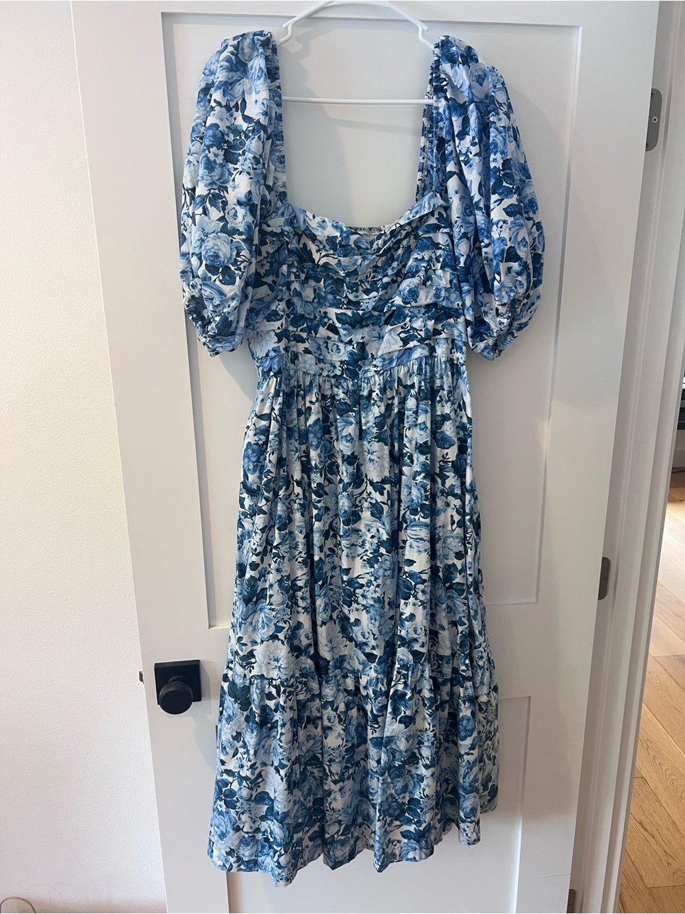 Abercrombie & Fitch Blue and White Floral Midi Dress
